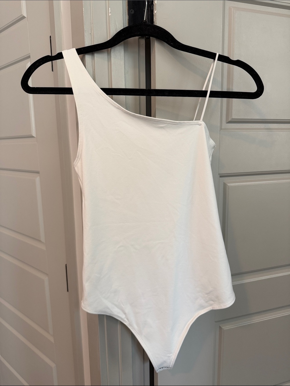 Abercrombie & Fitch Seamless Asymmetrical Bodysuit in White